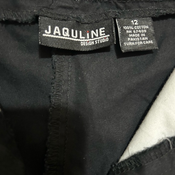 Women’s Black Capri - Picture 3 of 5